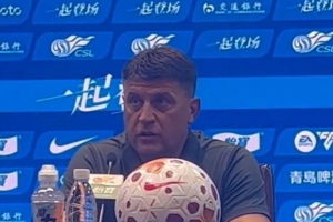 米洛耶维奇：吴曦和朱辰杰是榜样，今天他们和队伍的发挥都很满意