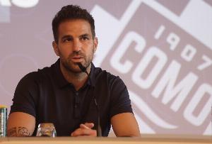法布雷加斯：科莫踢出了最好的60分钟，罗马防线大将韦斯利应该吃红牌